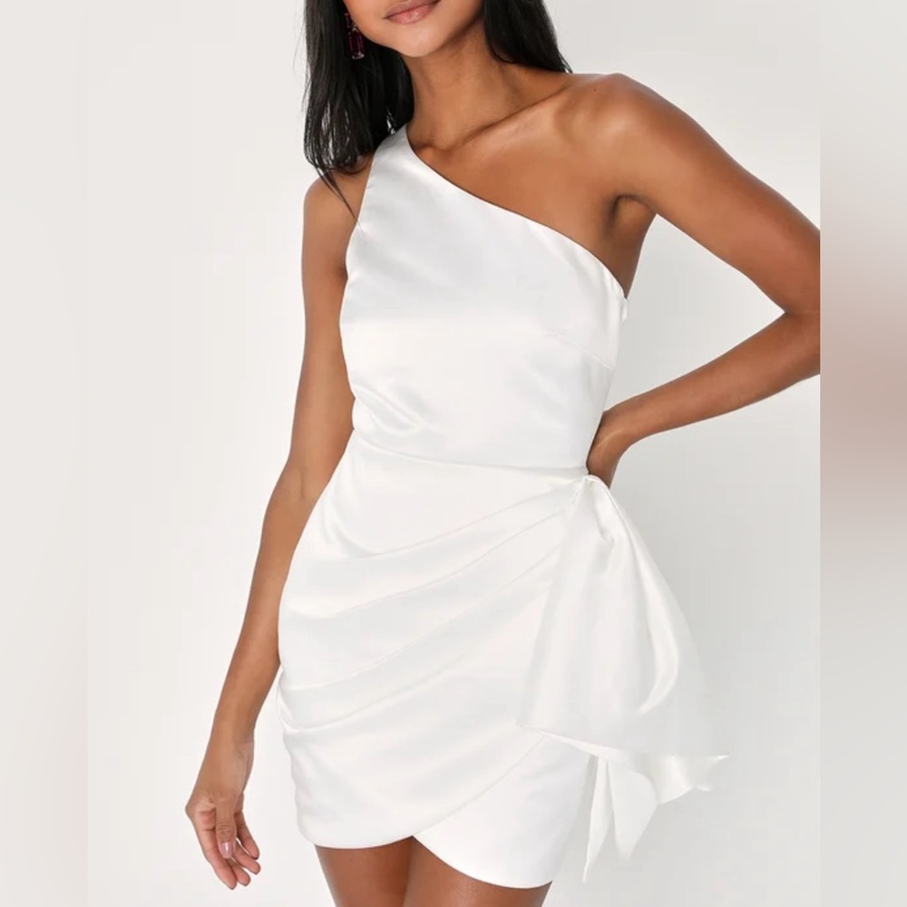 Lulus one shoulder mini dress